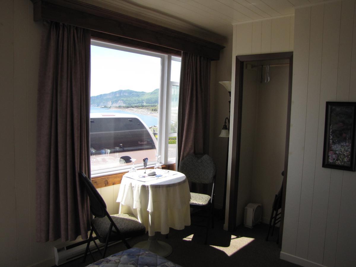 Motel Du Haut Phare Cap-des-Rosiers Quarto foto